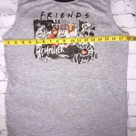 Nwot Womens XSmall Culturefly Friends Graphic Tank Top - Picture 4 of 5
